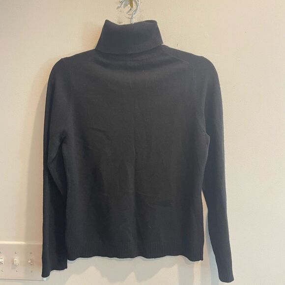 Garnet Hill M Women 100% Cashmere Turtleneck Sweater Black Classic Old Money Lux - Picture 9 of 14